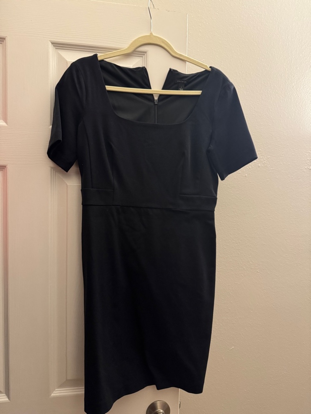 Ann Taylor Black Midi Scoop-Neck Sheath Dress